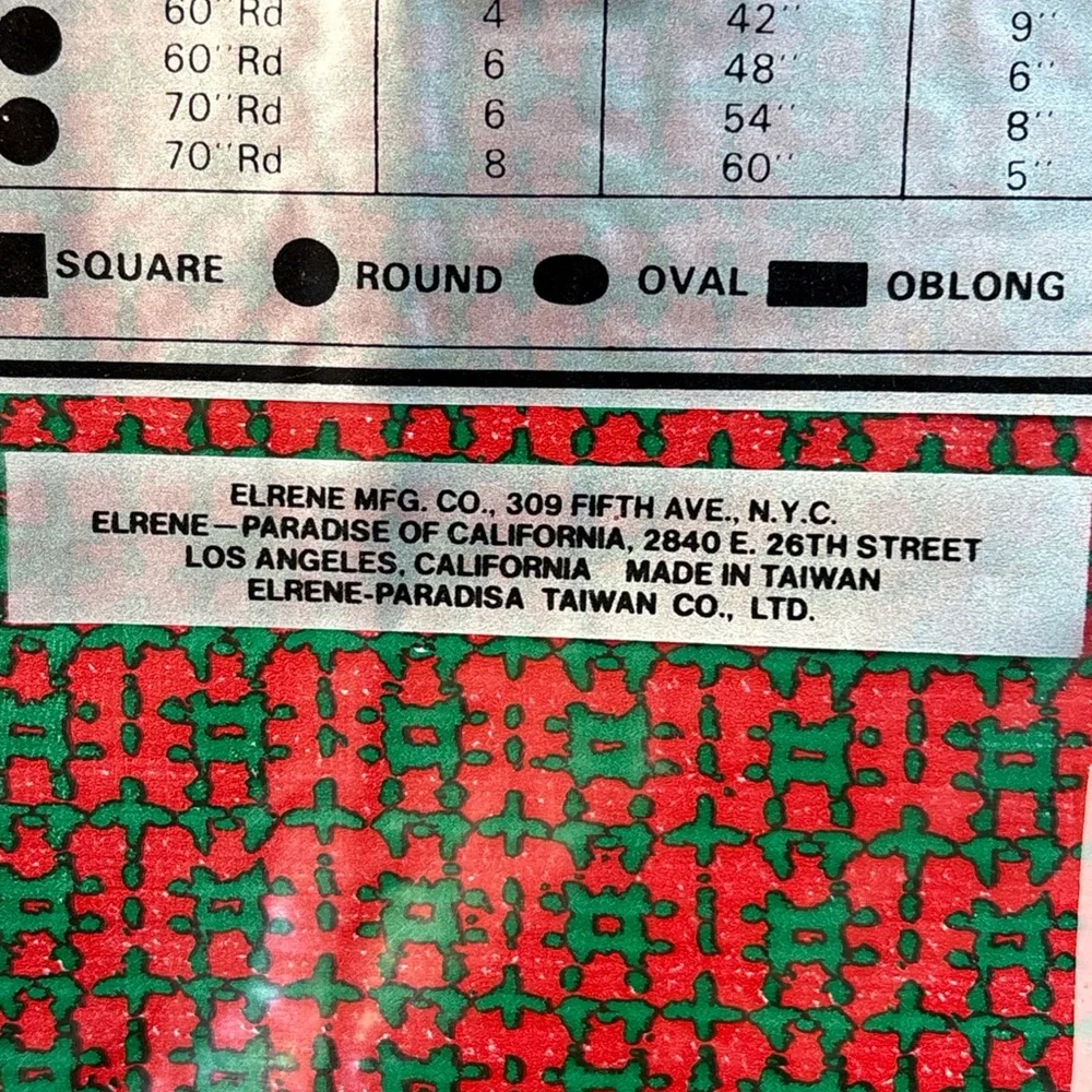 2 Holiday Styled By Lisa Christmas Tablecloth Vinyl Flannel Back Oblong 52”x90”